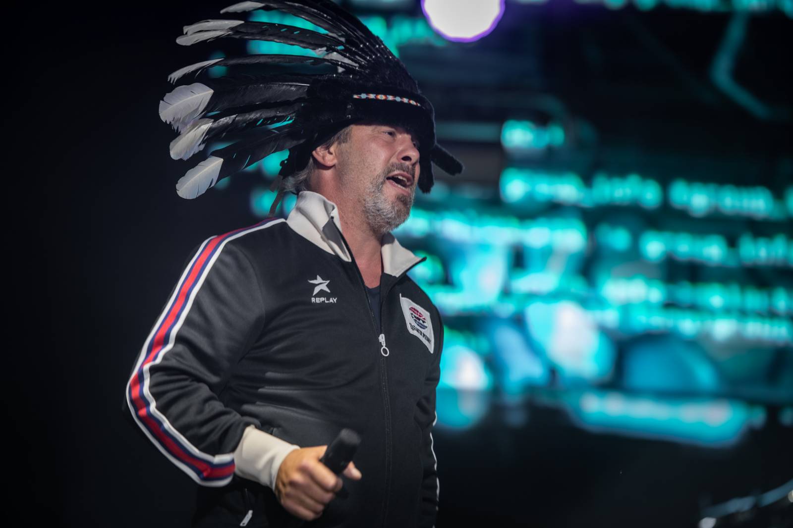 Monkey Business dorazili na Metronome s projektem Spexial, vystoupili s nimi i členové J.A.R.