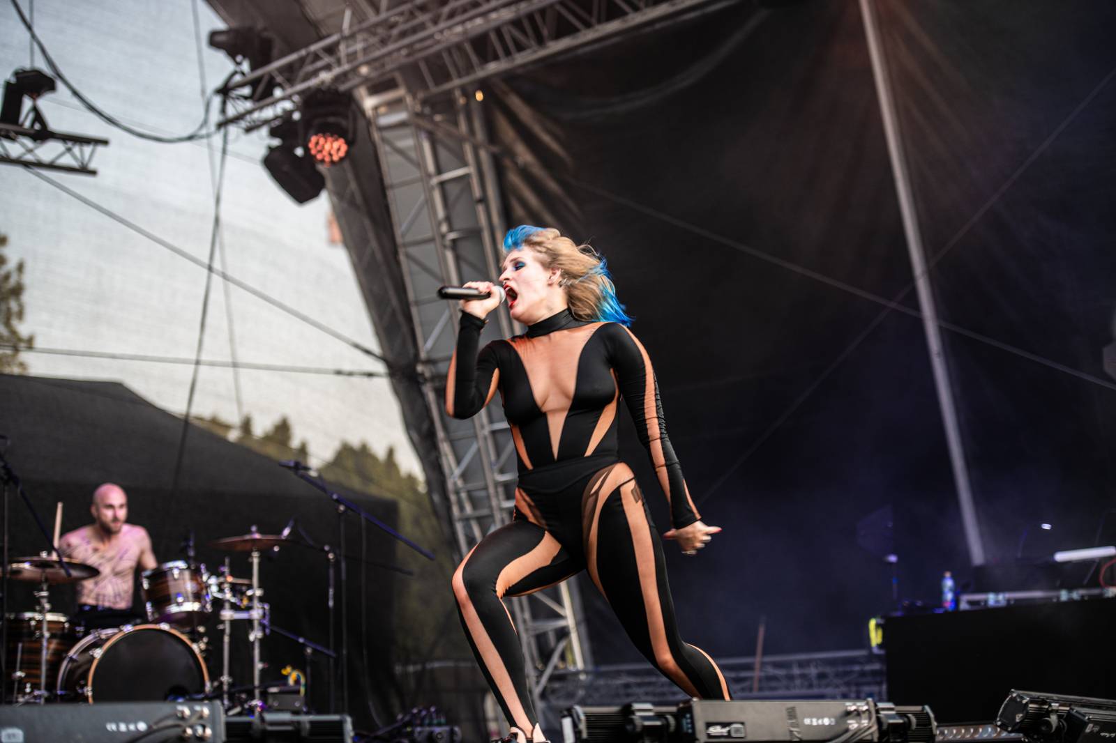 Monkey Business dorazili na Metronome s projektem Spexial, vystoupili s nimi i členové J.A.R.