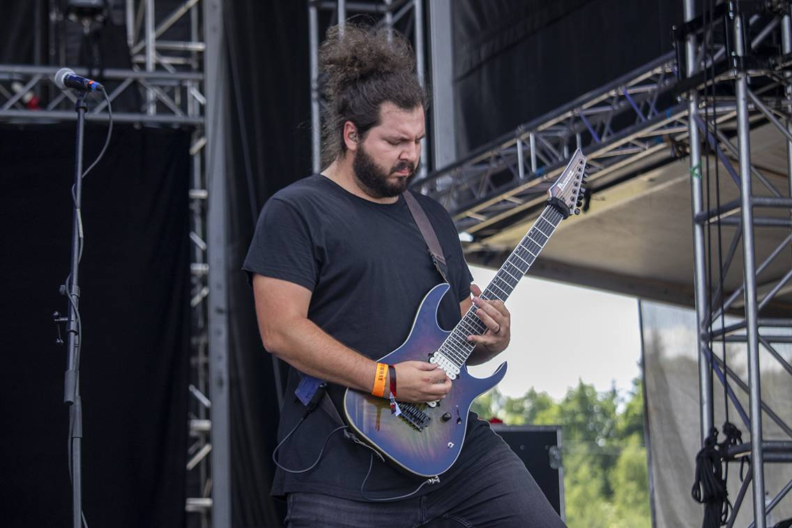 Třetí den Basinfirefestu patřil Ville Valovi, Airbourne nebo Hämatom