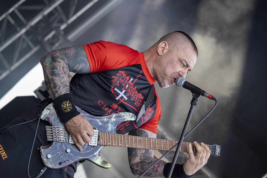 Třetí den Basinfirefestu patřil Ville Valovi, Airbourne nebo Hämatom