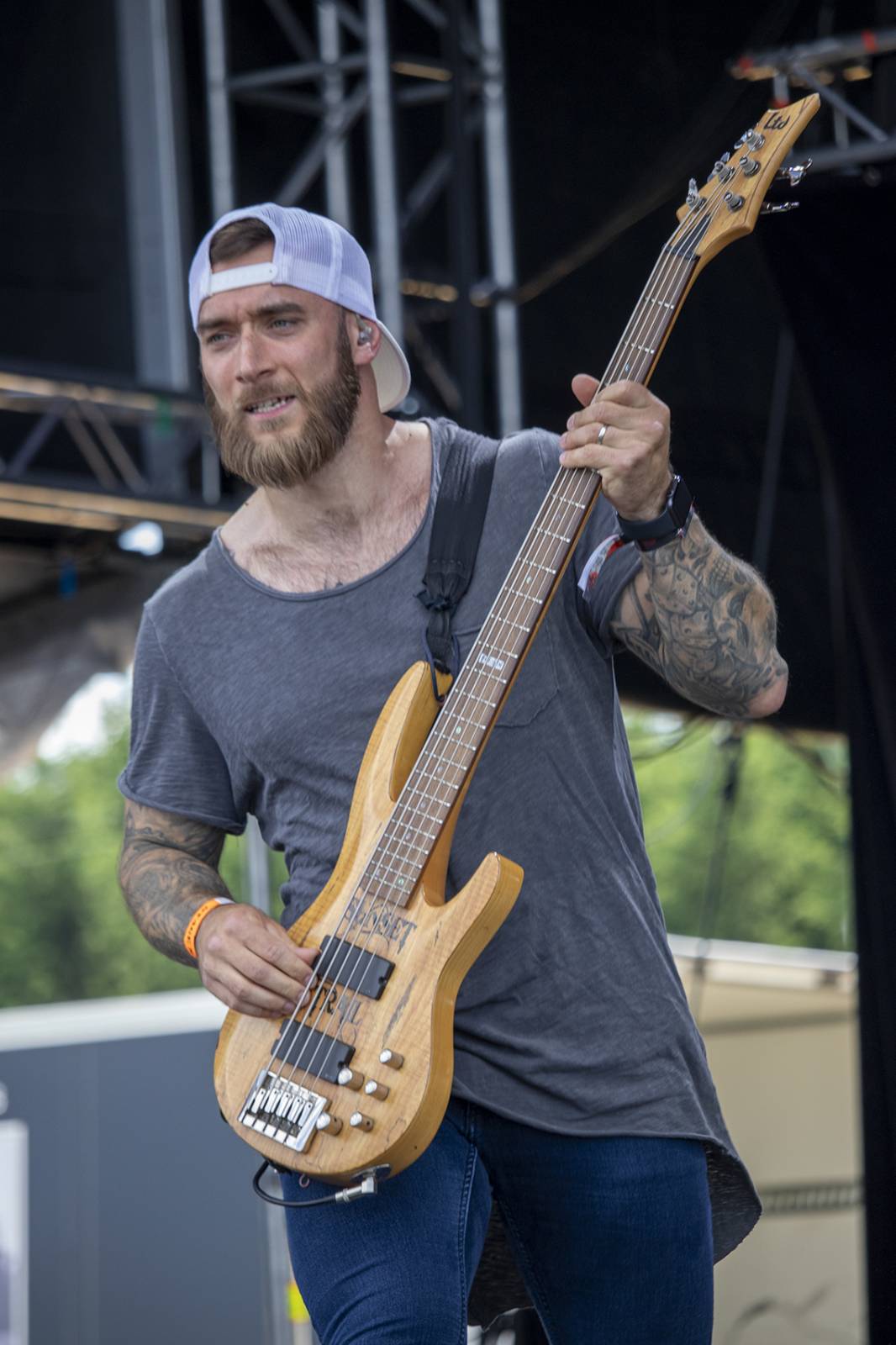 Třetí den Basinfirefestu patřil Ville Valovi, Airbourne nebo Hämatom