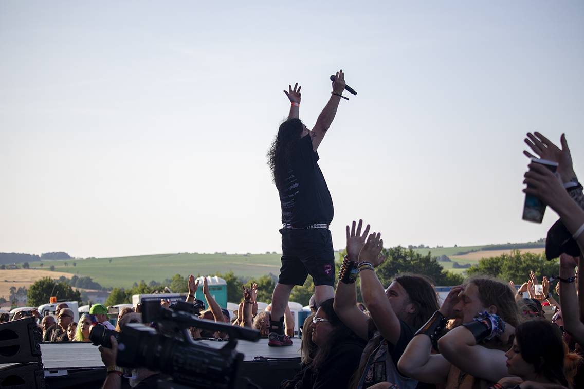 Třetí den Basinfirefestu patřil Ville Valovi, Airbourne nebo Hämatom