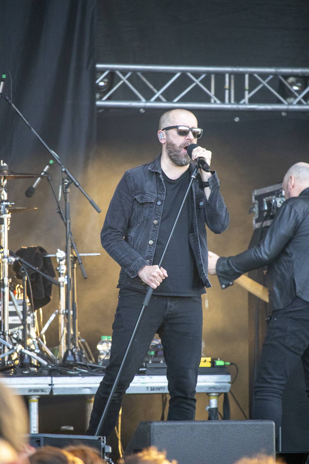 Třetí den Basinfirefestu patřil Ville Valovi, Airbourne nebo Hämatom