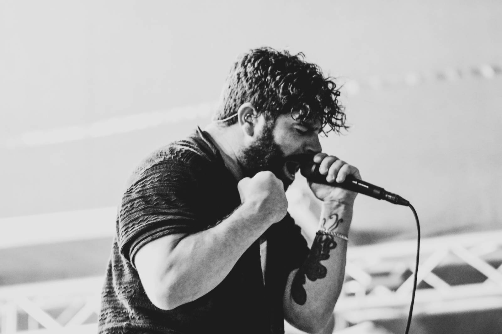 Foals vzali fanoušky na nezapomenutelnou indie jízdu, ve Žlutých lázních jim předskakovali Bert & Friends 