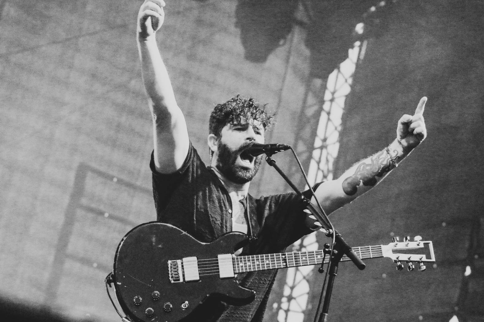 Foals vzali fanoušky na nezapomenutelnou indie jízdu, ve Žlutých lázních jim předskakovali Bert & Friends 