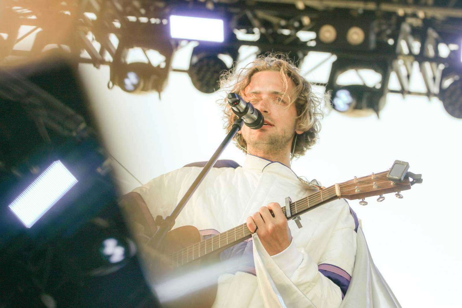 Foals vzali fanoušky na nezapomenutelnou indie jízdu, ve Žlutých lázních jim předskakovali Bert & Friends 