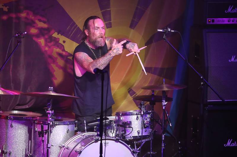 Bývalý člen Deep Purple Glenn Hughes oslavil v Bratislavě padesát let alba Burn