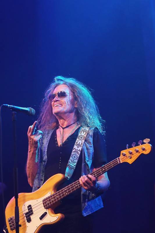 Bývalý člen Deep Purple Glenn Hughes oslavil v Bratislavě padesát let alba Burn