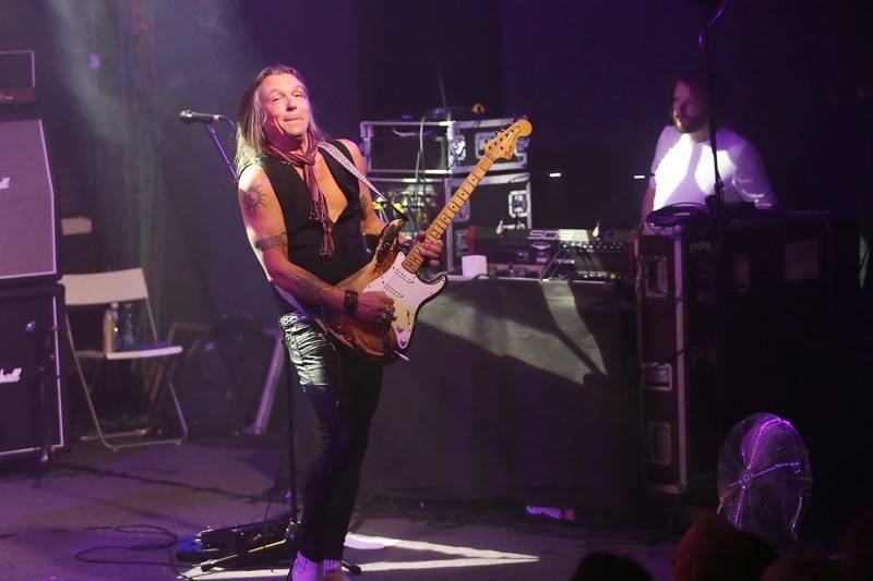 Bývalý člen Deep Purple Glenn Hughes oslavil v Bratislavě padesát let alba Burn