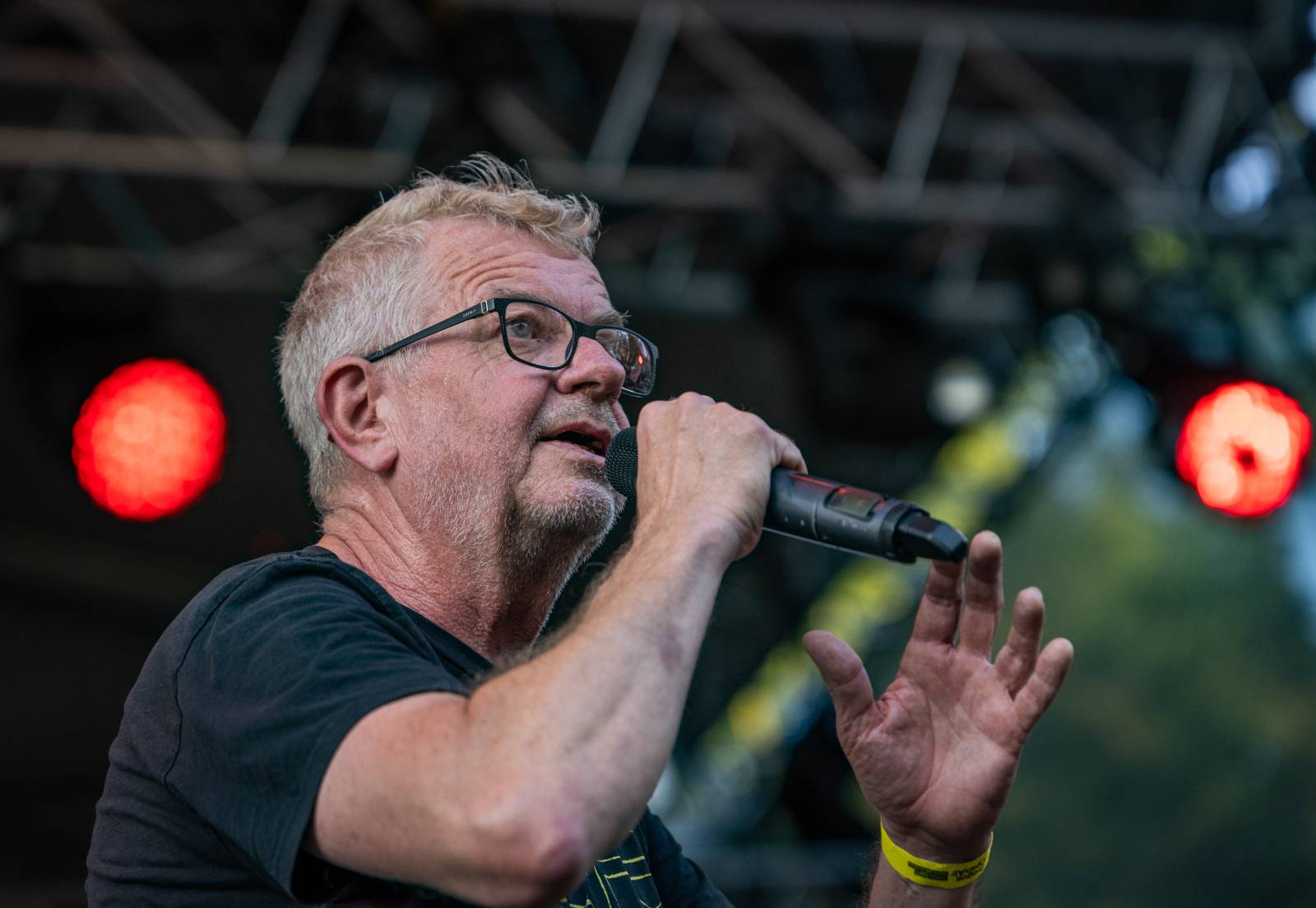 Mňága a Žďorp bavila fanoušky v Ledárnách Braník