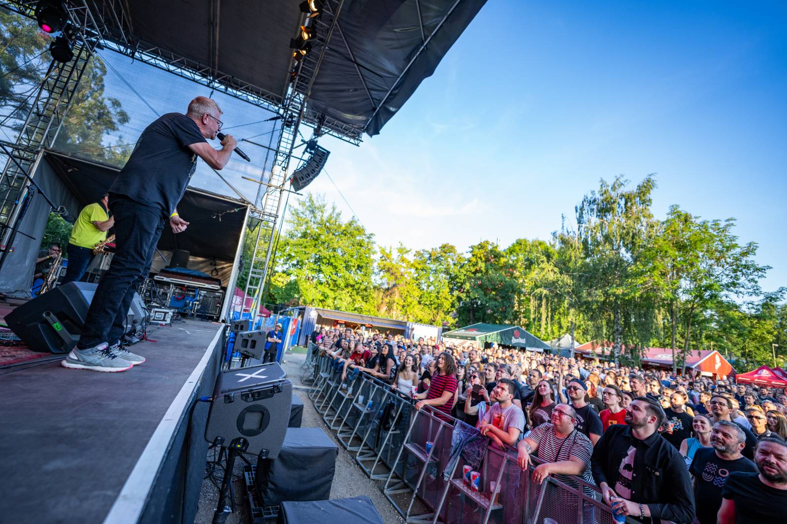 Mňága a Žďorp bavila fanoušky v Ledárnách Braník