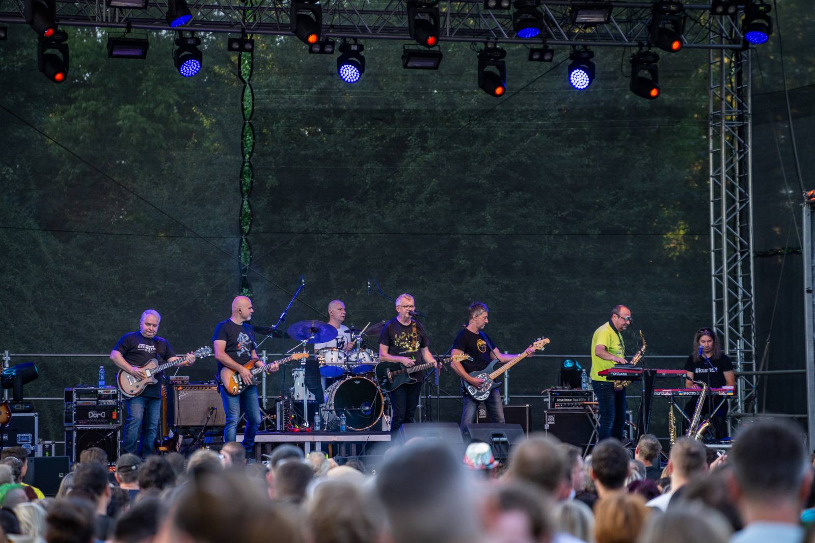 Mňága a Žďorp bavila fanoušky v Ledárnách Braník