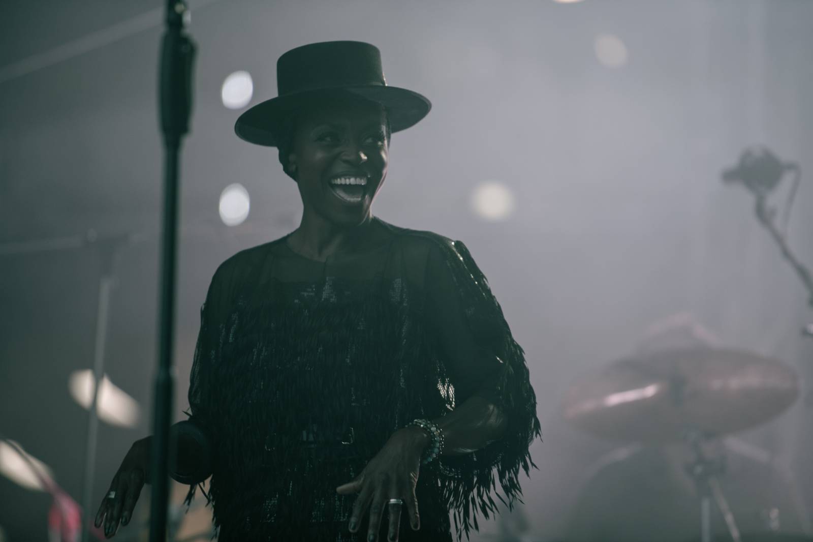 Morcheeba a Indoor Garden Party s Russellem Crowem koncertně zahájili 57. ročník KVIFF