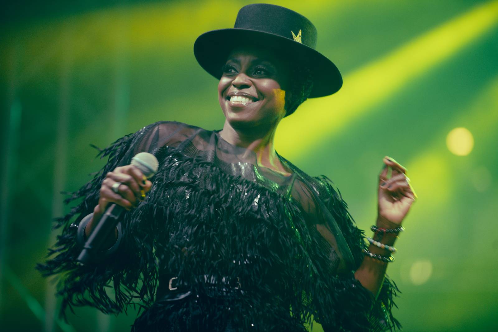 Morcheeba a Indoor Garden Party s Russellem Crowem koncertně zahájili 57. ročník KVIFF