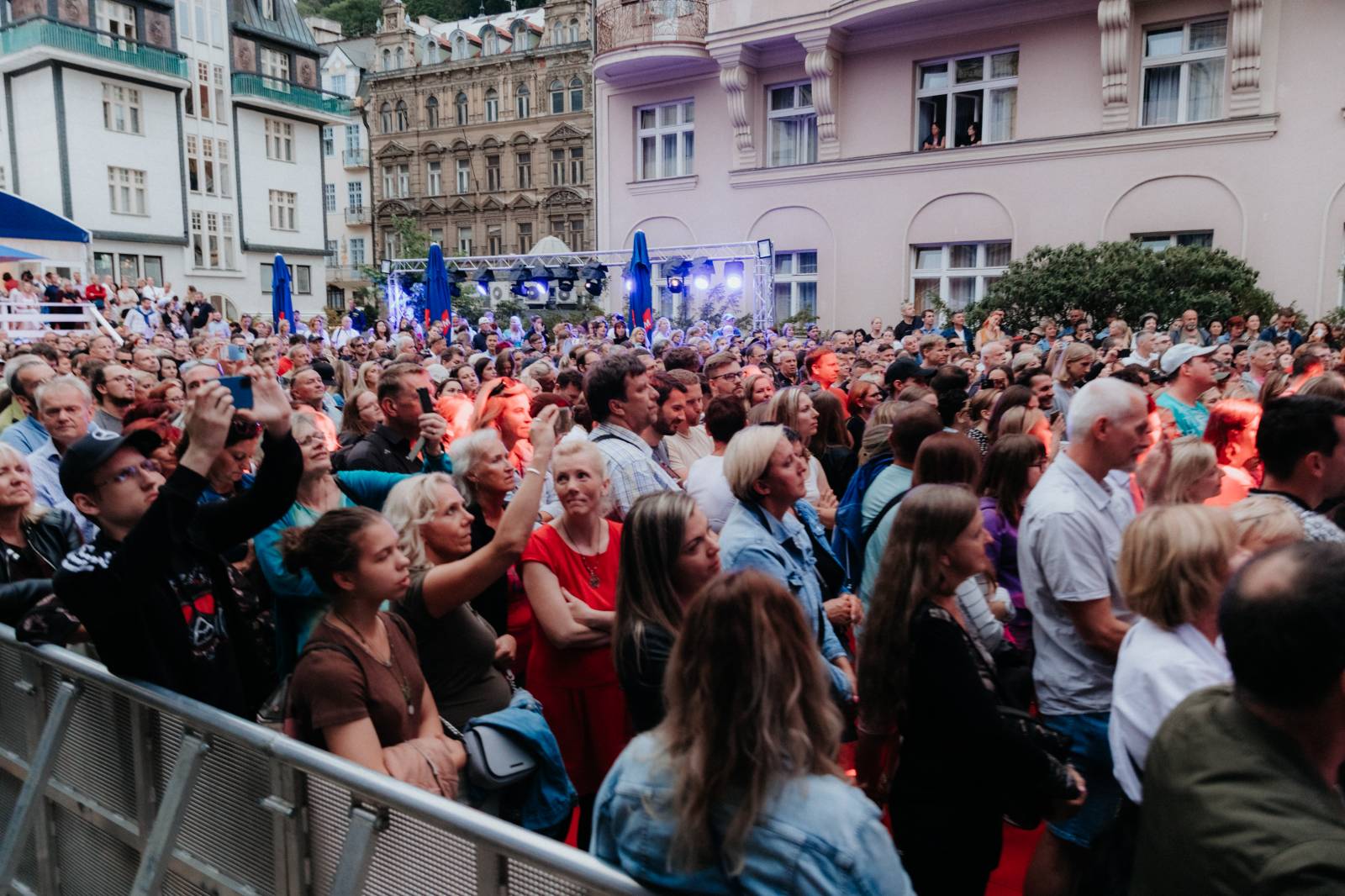 Vřídlo na KVIFF praskalo ve švech, rozproudili ho Ventolin, Michal Hrůza a PSH