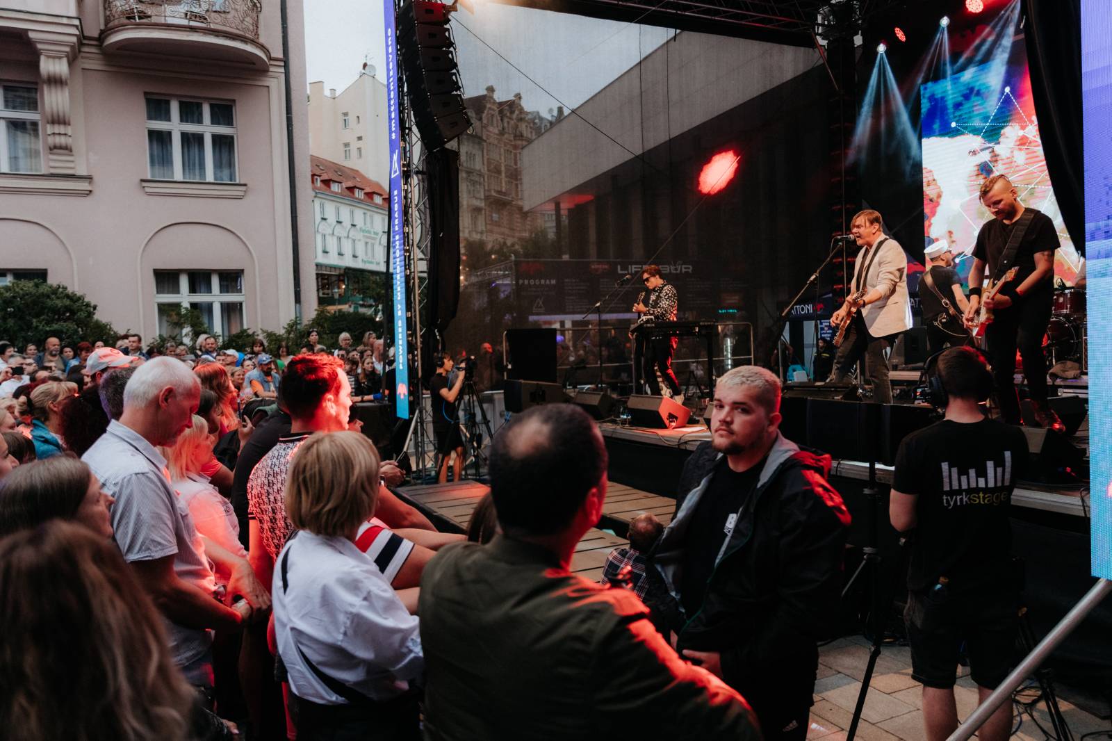 Vřídlo na KVIFF praskalo ve švech, rozproudili ho Ventolin, Michal Hrůza a PSH