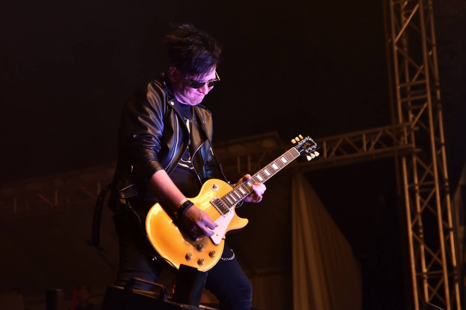 Přeštěnice si připravily program pro velké i malé. Cirk La Putyka dovezla akrobaty a Rybičky 48 a Traktor ohně