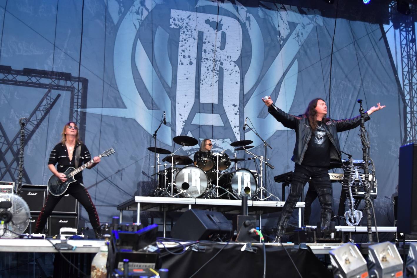 Přeštěnice si připravily program pro velké i malé. Cirk La Putyka dovezla akrobaty a Rybičky 48 a Traktor ohně