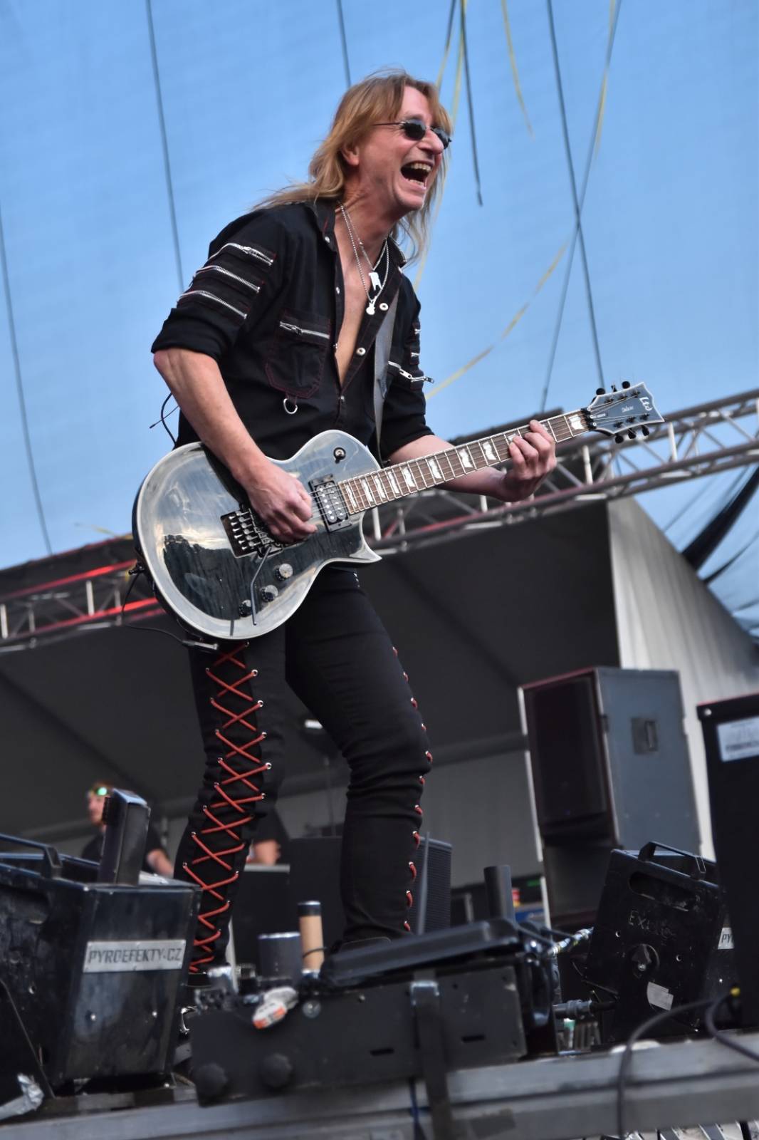 Přeštěnice si připravily program pro velké i malé. Cirk La Putyka dovezla akrobaty a Rybičky 48 a Traktor ohně