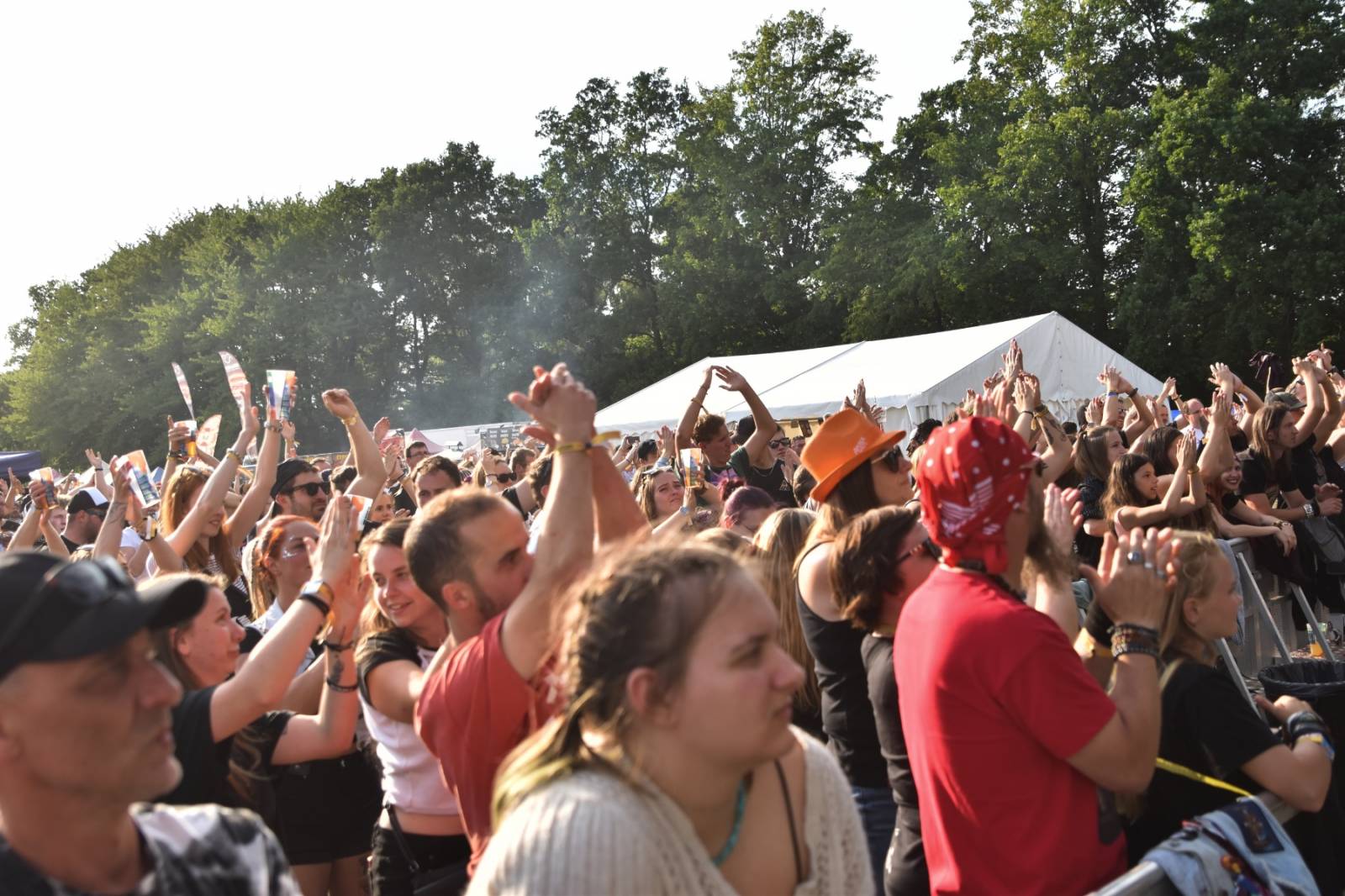 Přeštěnice si připravily program pro velké i malé. Cirk La Putyka dovezla akrobaty a Rybičky 48 a Traktor ohně