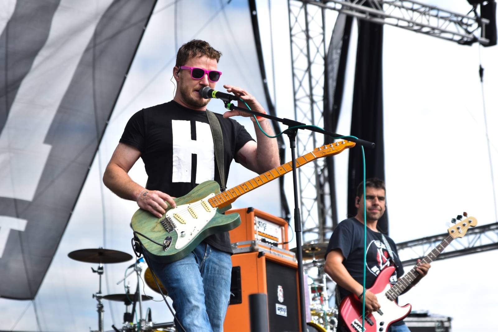 Přeštěnice si připravily program pro velké i malé. Cirk La Putyka dovezla akrobaty a Rybičky 48 a Traktor ohně