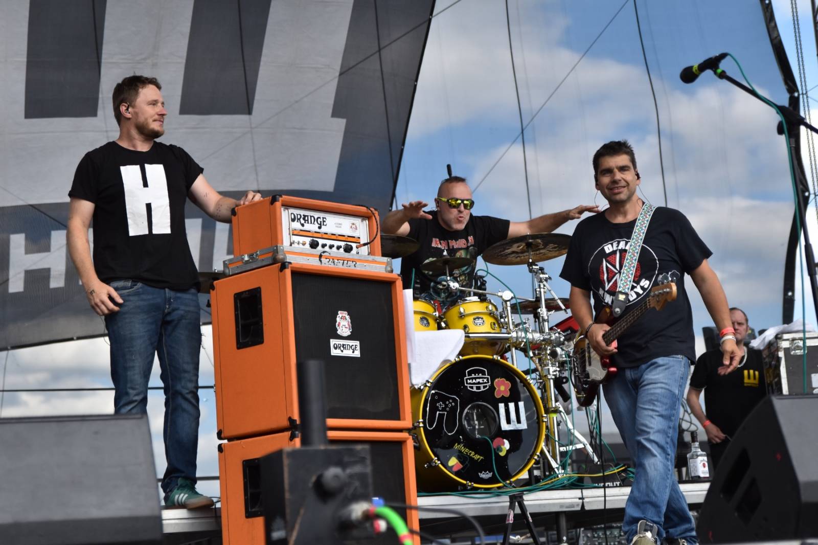 Přeštěnice si připravily program pro velké i malé. Cirk La Putyka dovezla akrobaty a Rybičky 48 a Traktor ohně