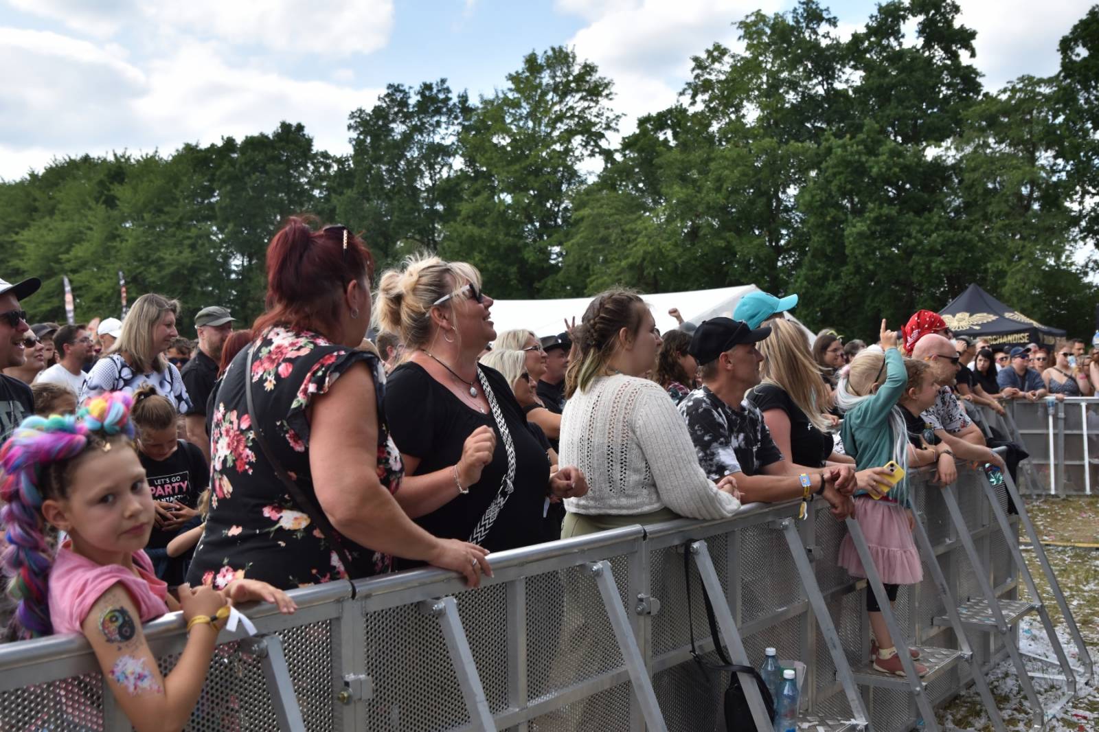 Přeštěnice si připravily program pro velké i malé. Cirk La Putyka dovezla akrobaty a Rybičky 48 a Traktor ohně