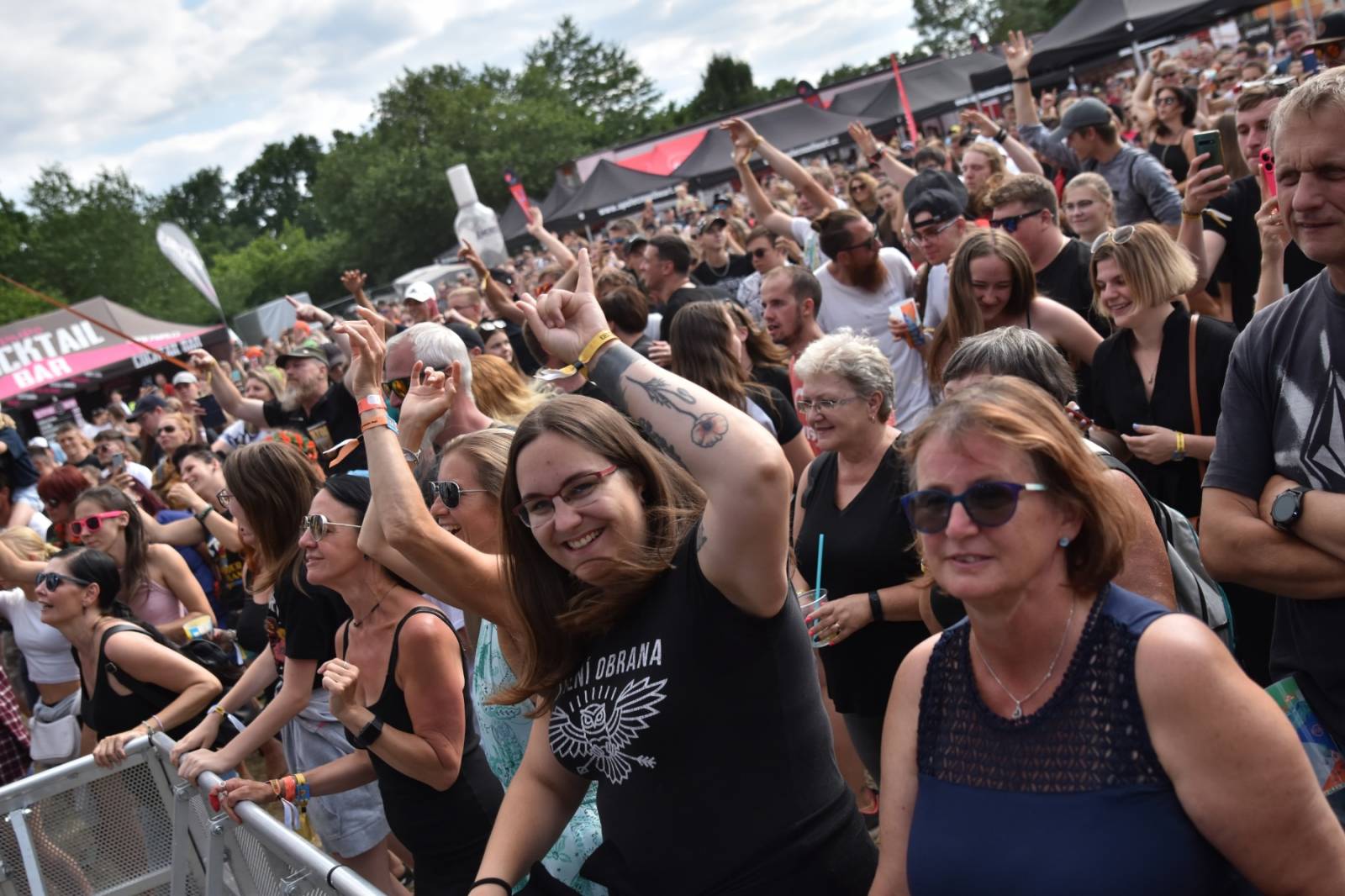 Přeštěnice si připravily program pro velké i malé. Cirk La Putyka dovezla akrobaty a Rybičky 48 a Traktor ohně