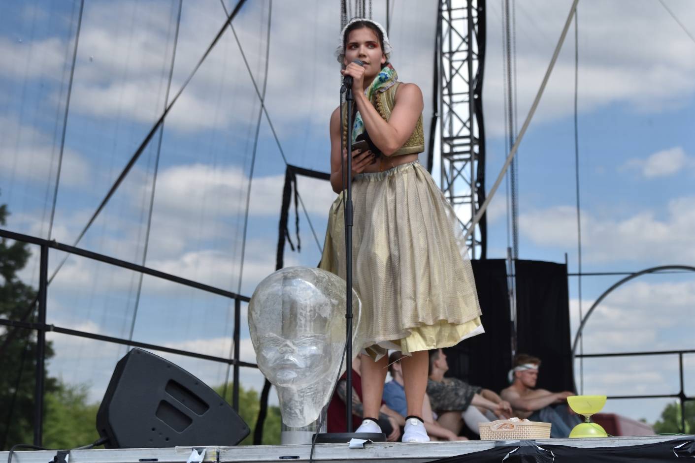 Přeštěnice si připravily program pro velké i malé. Cirk La Putyka dovezla akrobaty a Rybičky 48 a Traktor ohně