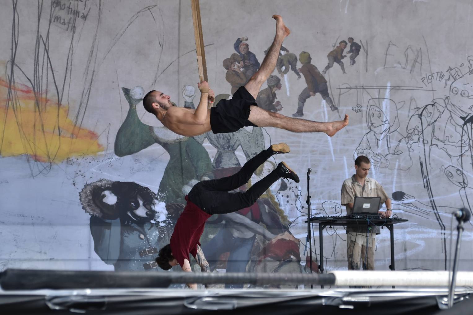 Přeštěnice si připravily program pro velké i malé. Cirk La Putyka dovezla akrobaty a Rybičky 48 a Traktor ohně