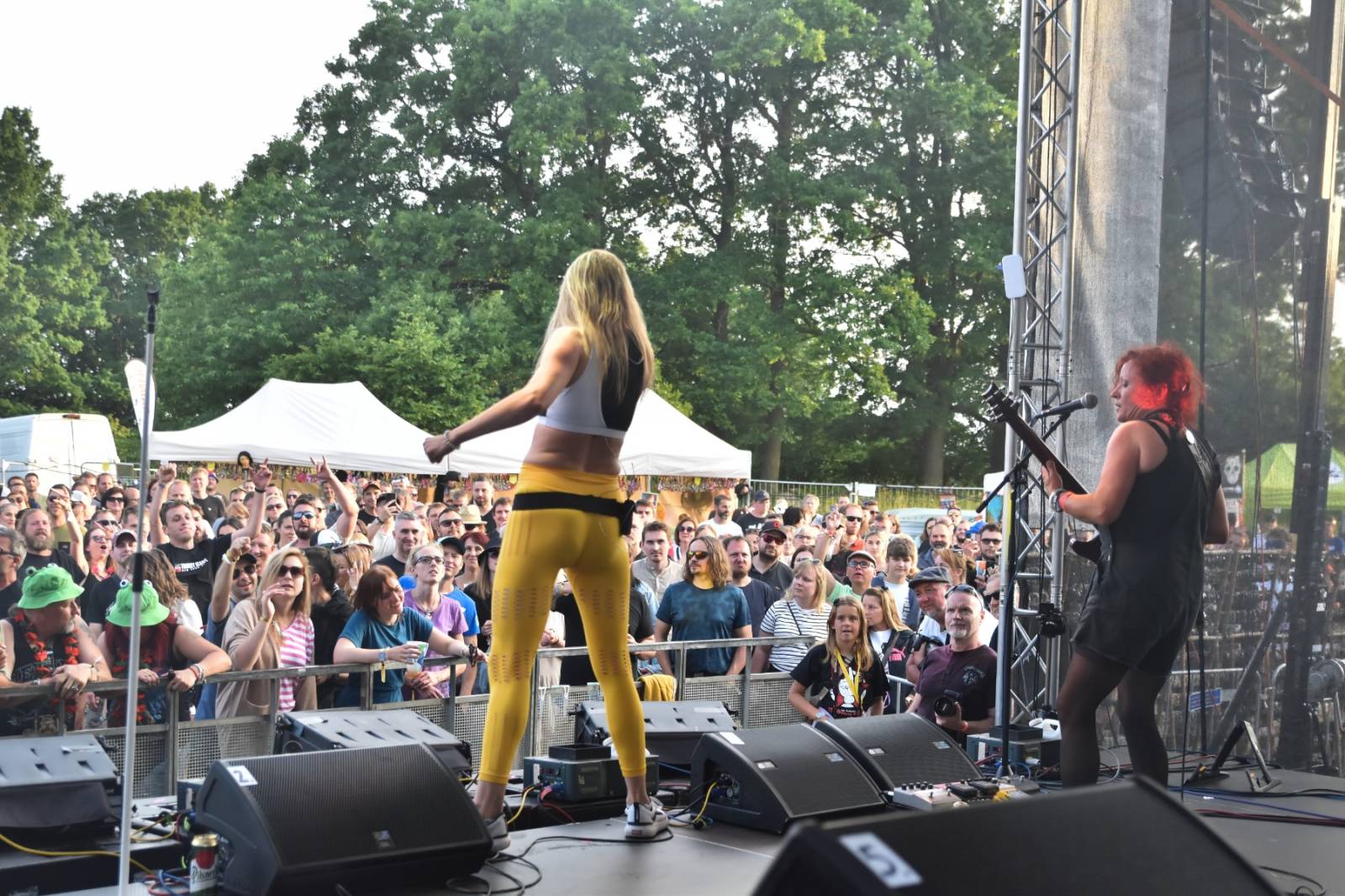 Přeštěnice si připravily program pro velké i malé. Cirk La Putyka dovezla akrobaty a Rybičky 48 a Traktor ohně