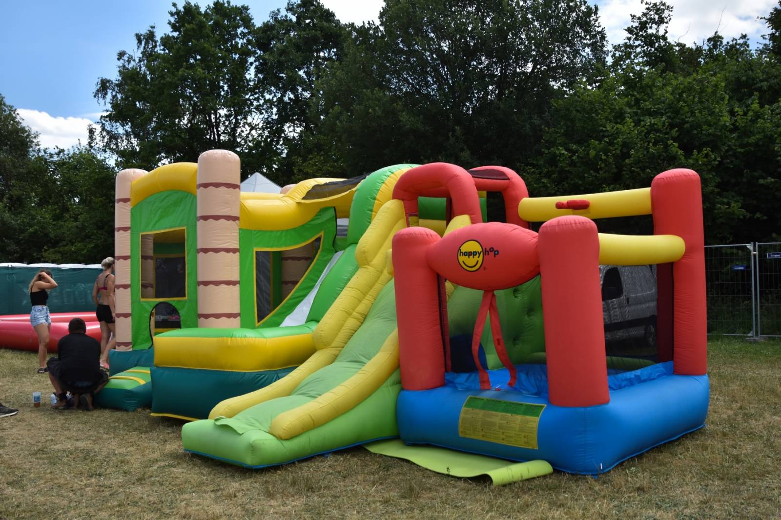 Přeštěnice si připravily program pro velké i malé. Cirk La Putyka dovezla akrobaty a Rybičky 48 a Traktor ohně