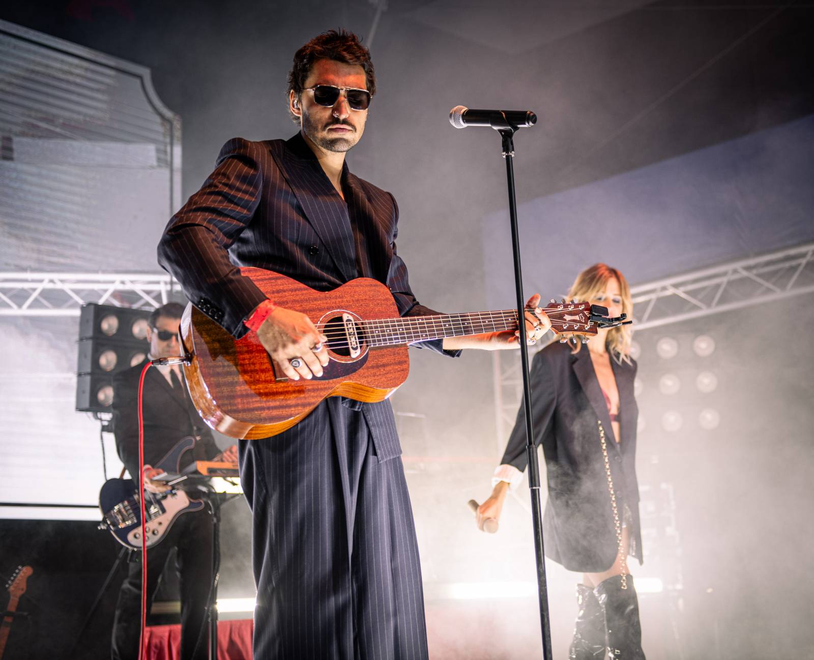 Emma Smetana a Jordan Haj zářili na KVIFF, Jaro Smejkal pěvecky doprovodil přehlídku Zuzany Černé