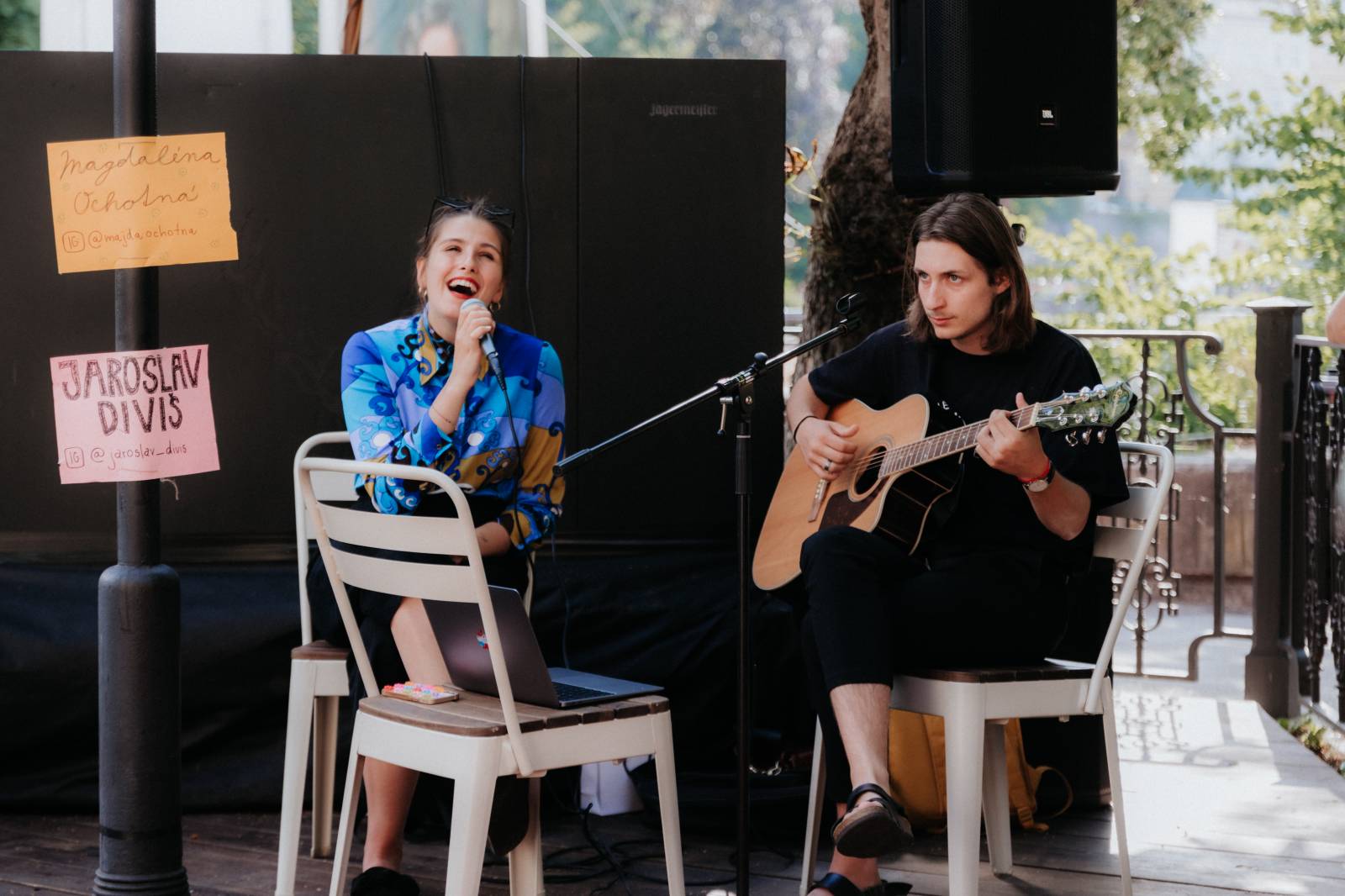 Filmový festival v Karlových Varech pokračuje. Přivezl Teu Sofii, Emmu Smetanu s Jordanem Hajem i NobodyListen