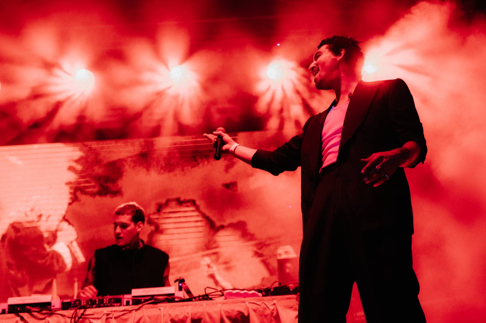 Filmový festival v Karlových Varech pokračuje. Přivezl Teu Sofii, Emmu Smetanu s Jordanem Hajem i NobodyListen