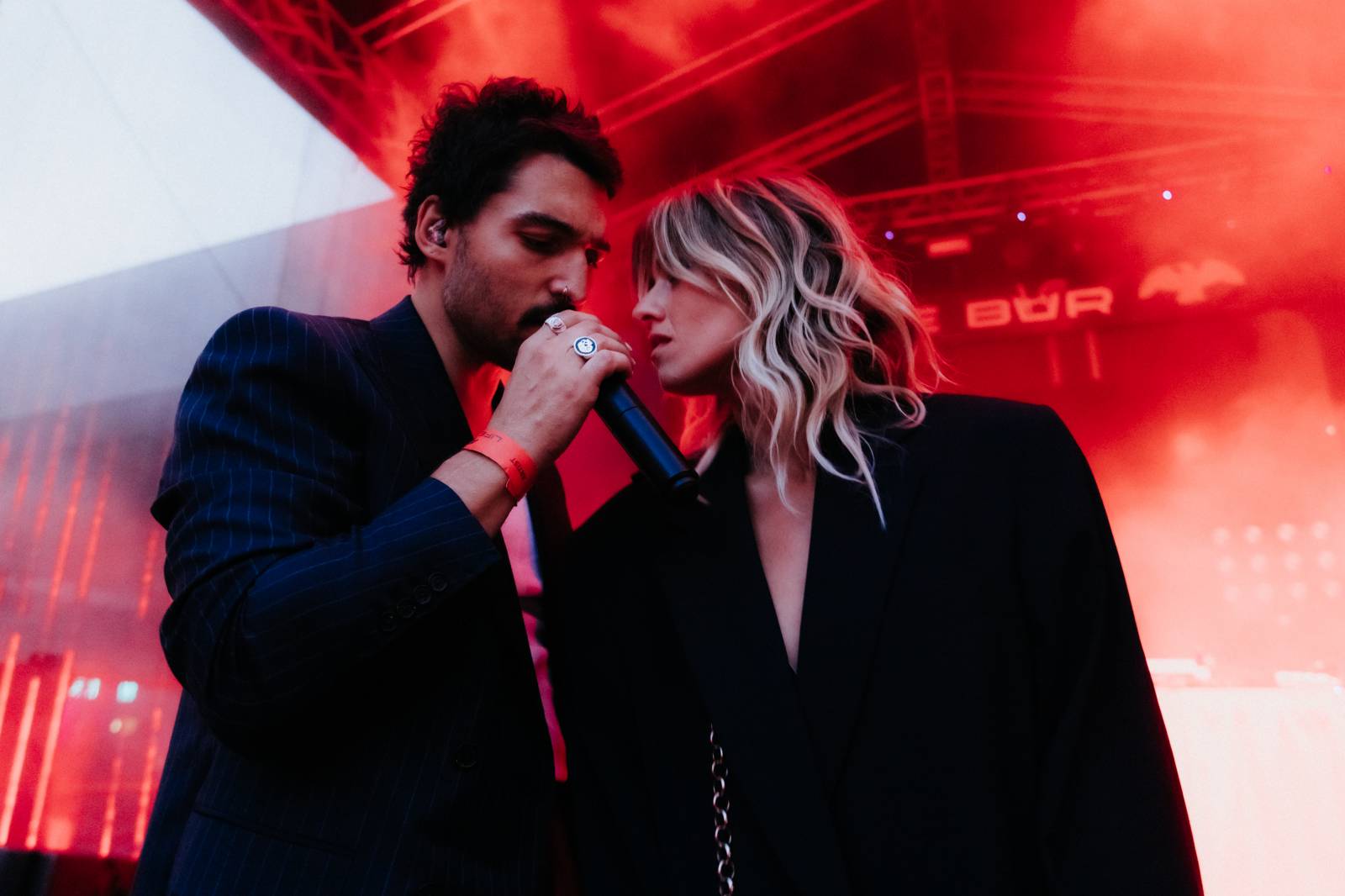 Filmový festival v Karlových Varech pokračuje. Přivezl Teu Sofii, Emmu Smetanu s Jordanem Hajem i NobodyListen