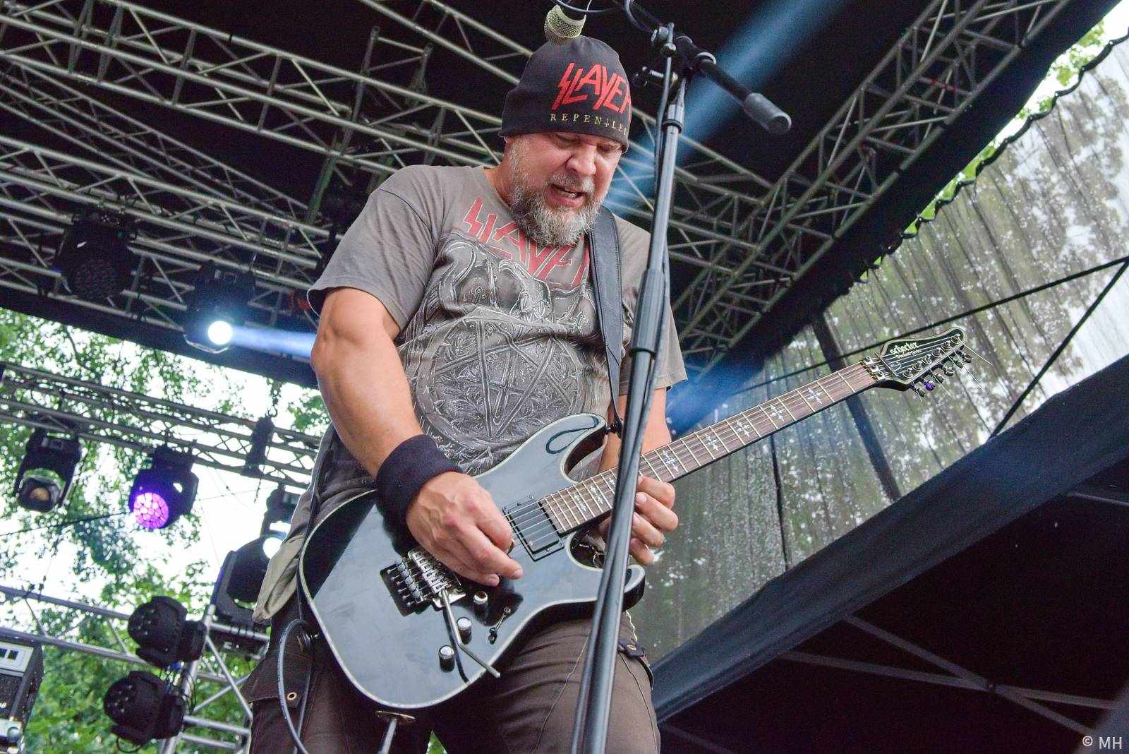 Rock for JK Manětín uzavřel Trautenberk, punkáče bavili SPS a publikum rozdováděla i Vypsaná fiXa 