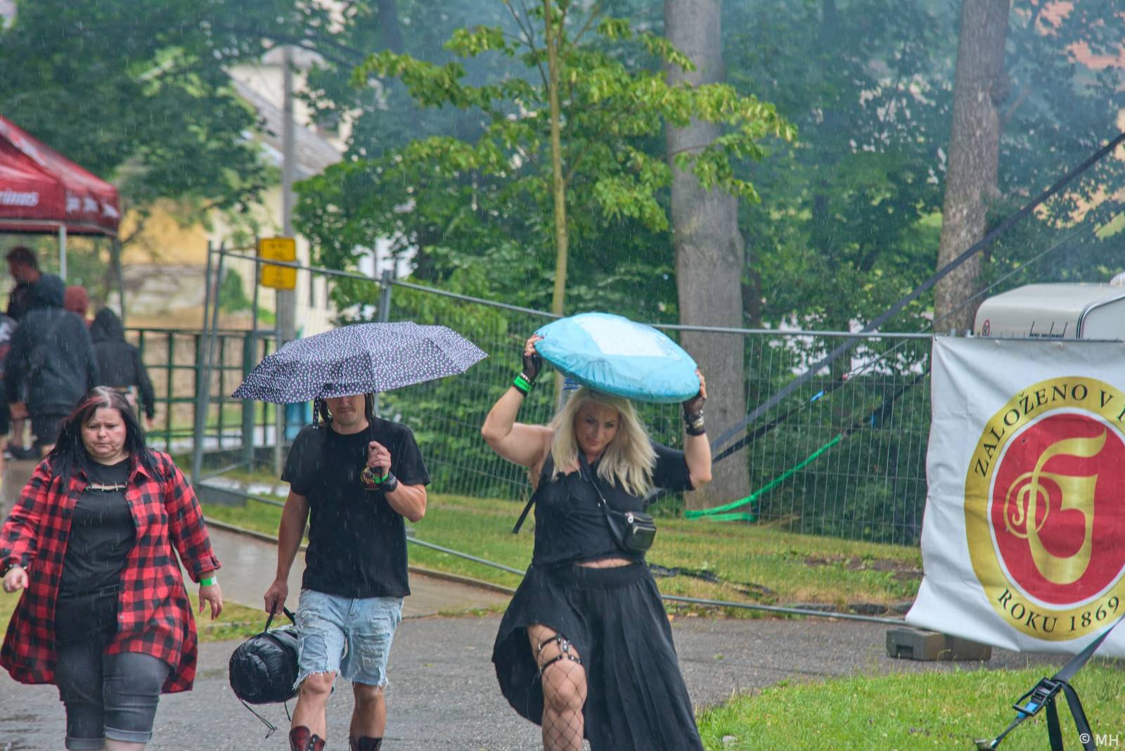 Rock for JK Manětín uzavřel Trautenberk, punkáče bavili SPS a publikum rozdováděla i Vypsaná fiXa 