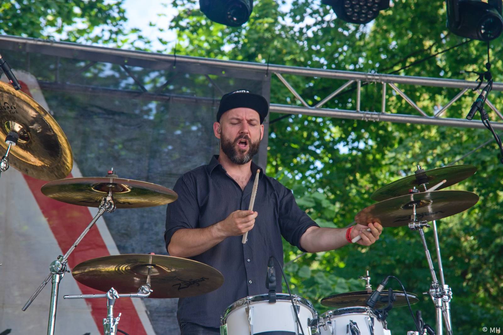 Rock for JK Manětín uzavřel Trautenberk, punkáče bavili SPS a publikum rozdováděla i Vypsaná fiXa 