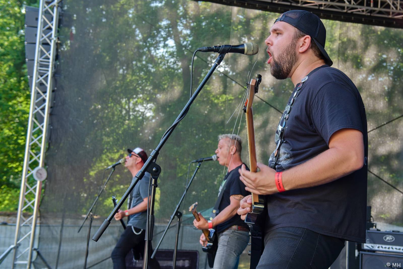 Rock for JK Manětín uzavřel Trautenberk, punkáče bavili SPS a publikum rozdováděla i Vypsaná fiXa 