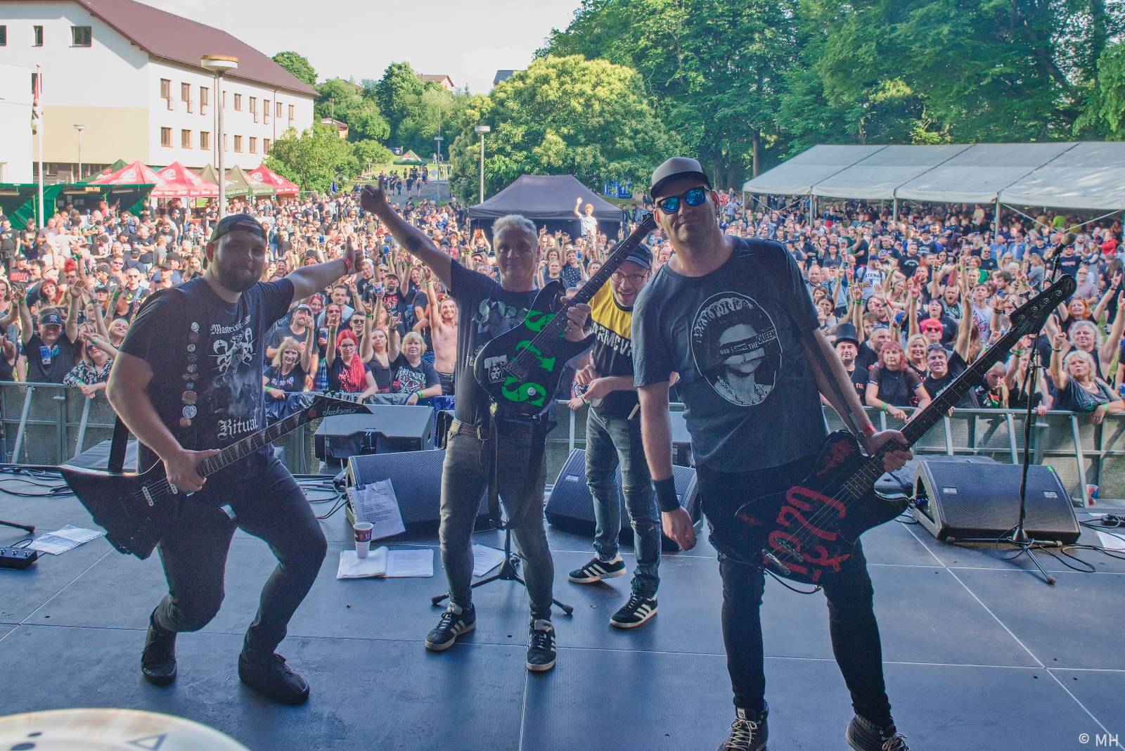 Rock for JK Manětín uzavřel Trautenberk, punkáče bavili SPS a publikum rozdováděla i Vypsaná fiXa 