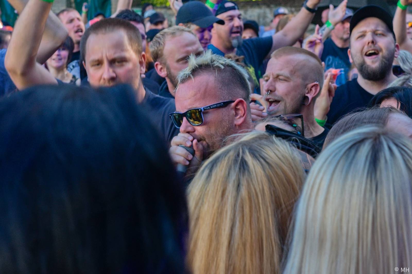 Rock for JK Manětín uzavřel Trautenberk, punkáče bavili SPS a publikum rozdováděla i Vypsaná fiXa 