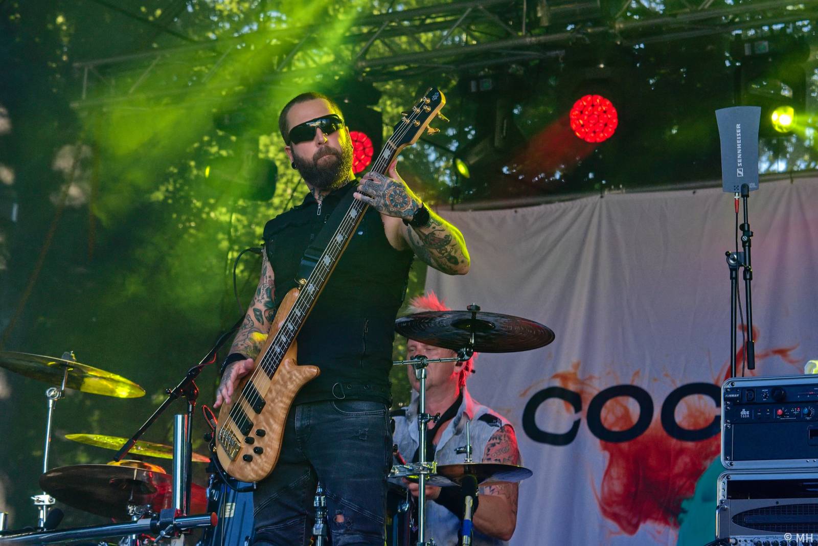 Rock for JK Manětín uzavřel Trautenberk, punkáče bavili SPS a publikum rozdováděla i Vypsaná fiXa 