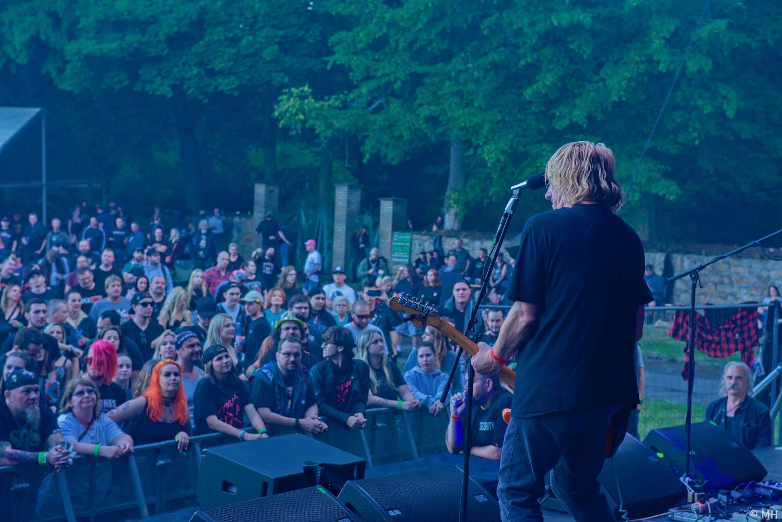 Rock for JK Manětín uzavřel Trautenberk, punkáče bavili SPS a publikum rozdováděla i Vypsaná fiXa 