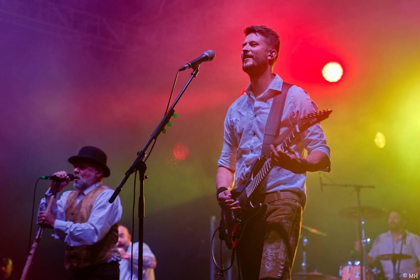 Rock for JK Manětín uzavřel Trautenberk, punkáče bavili SPS a publikum rozdováděla i Vypsaná fiXa 