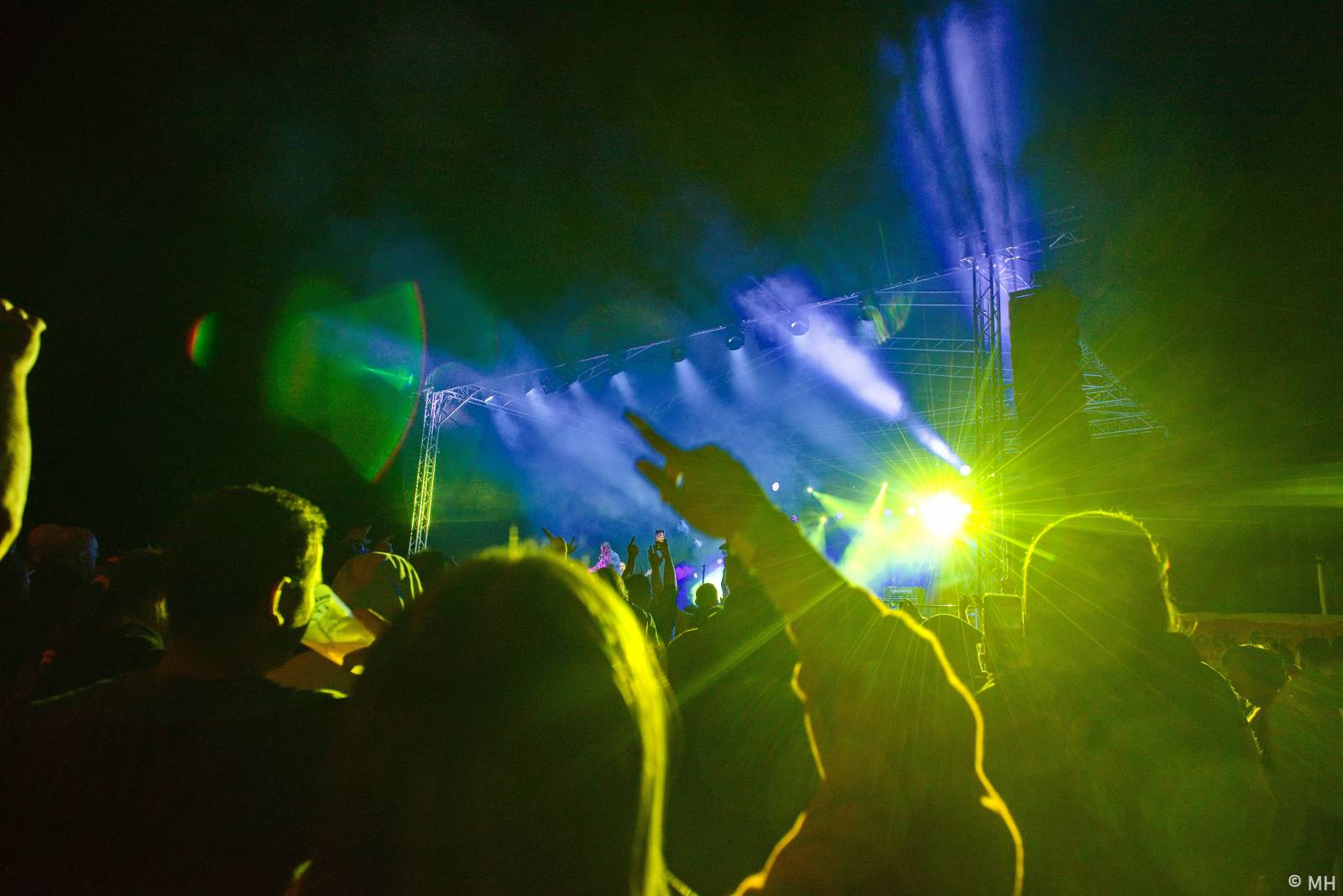 Rock for JK Manětín uzavřel Trautenberk, punkáče bavili SPS a publikum rozdováděla i Vypsaná fiXa 