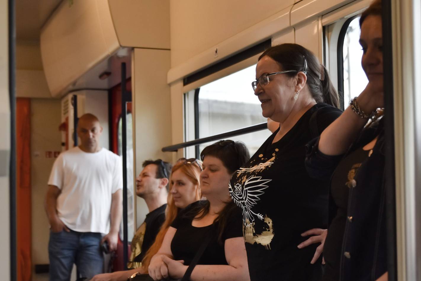 Civilní Obrana odehrála během jediného dne šest koncertů, na všechny jela vlakem