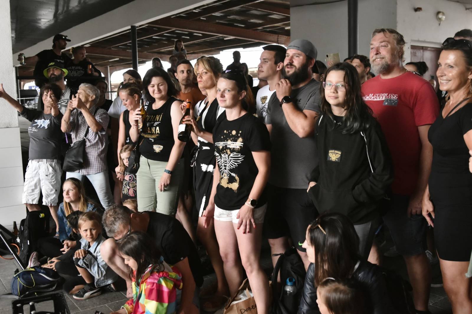 Civilní Obrana odehrála během jediného dne šest koncertů, na všechny jela vlakem