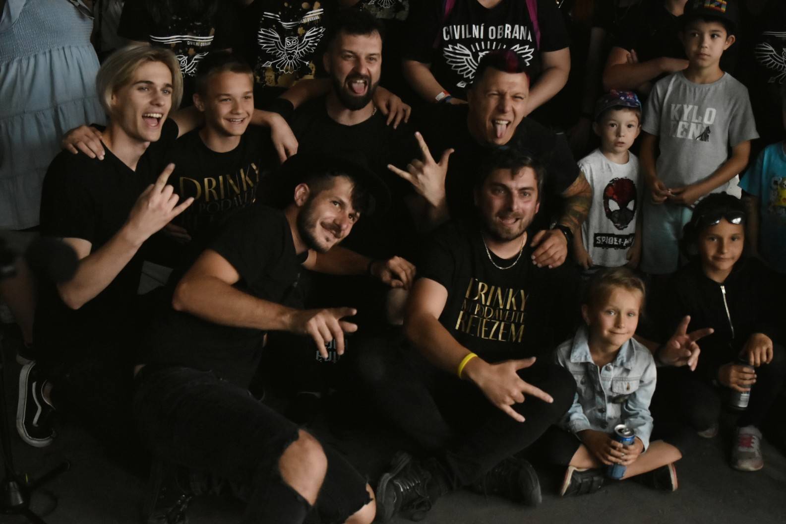 Civilní Obrana odehrála během jediného dne šest koncertů, na všechny jela vlakem