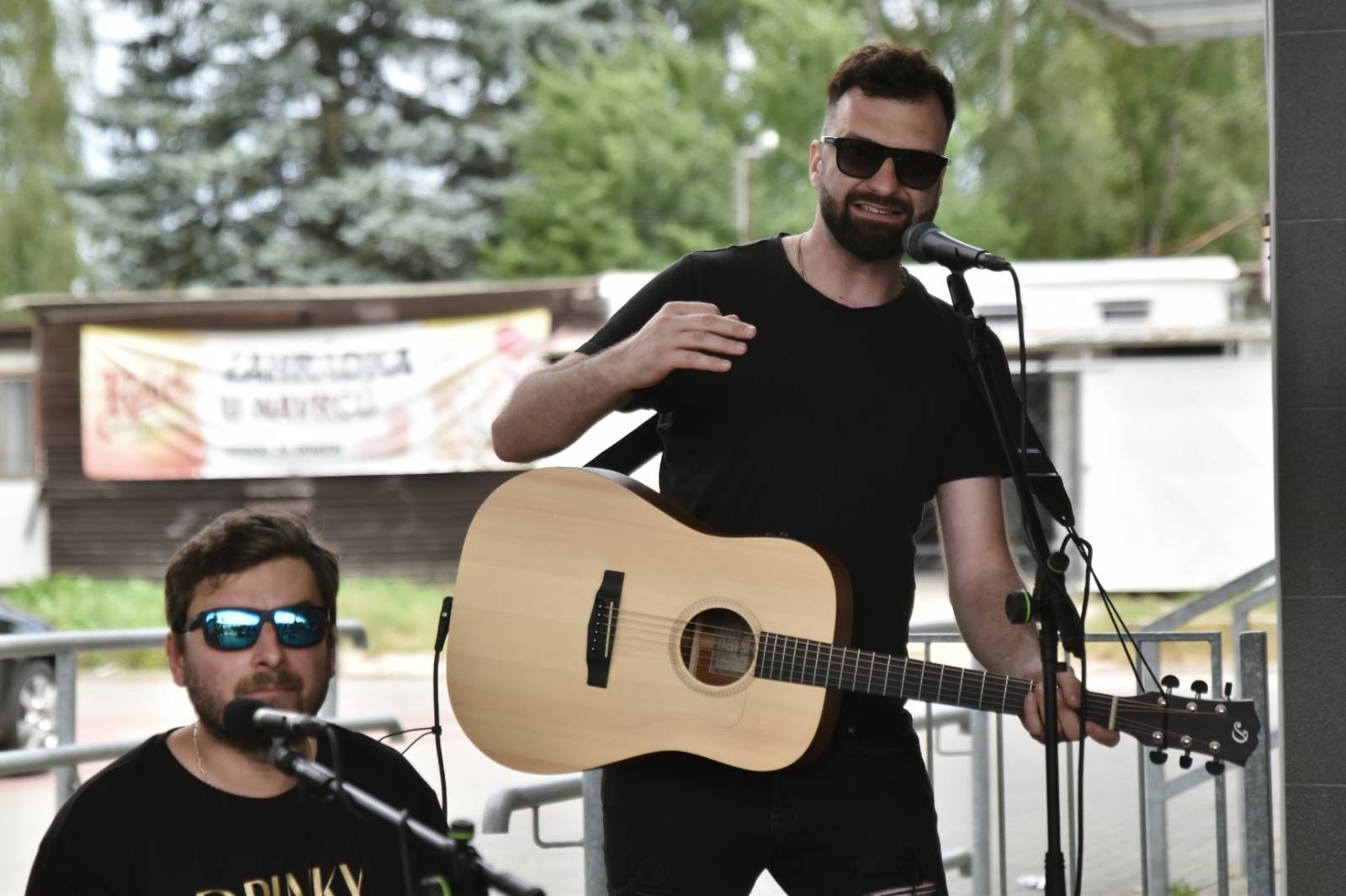 Civilní Obrana odehrála během jediného dne šest koncertů, na všechny jela vlakem